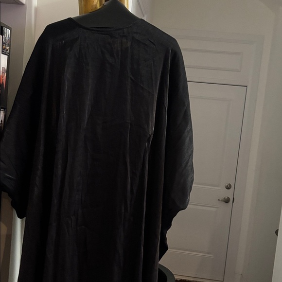 VINTAGE Black Muumuu- One Size Fits All - Picture 5 of 10